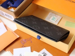 Ví Louis Vuitton Passport Monogram (Grey) [Mirror Quality]