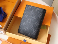 Ví Louis Vuitton Passport Monogram (Grey) [Mirror Quality]