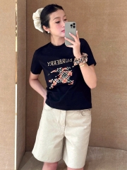 ÁO THUN BURBERRY BBR LOGO DETAILED (BLACK)