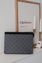 Túi Clutch Louis Vuitton  Clutch Bag (Gray)