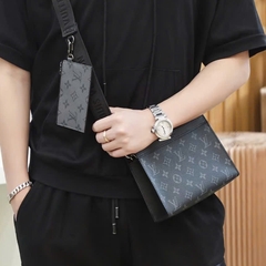 Túi Louis Vuitton Gaston Wearable Wallet ‘Monogram" (gray)