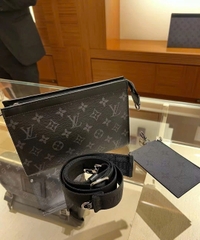 Túi Louis Vuitton Gaston Wearable Wallet ‘Monogram" (gray)