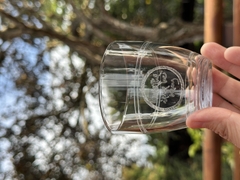 LY TRÀ THUỶ TINH KHẮC THƯ PHÁP