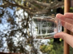 LY TRÀ THUỶ TINH KHẮC THƯ PHÁP