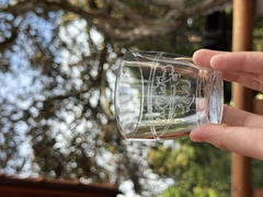 LY TRÀ THUỶ TINH KHẮC THƯ PHÁP