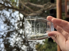 LY TRÀ THUỶ TINH KHẮC THƯ PHÁP