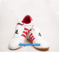 Giày Taekwondo WTF – Siêu Nhẹ, Bám Sàn Tốt, Chuẩn Võ Sinh Tập Luyện