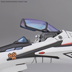 HG 1/144 VF-25F MESSIAH VALKYRIE ALTO CUSTOM