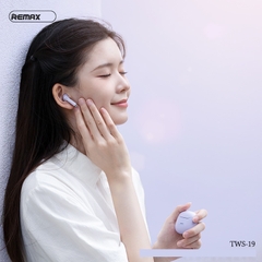 Tai nghe bluetooth REMAX TWS-19 true wireless kiểu dáng airpods có đế sạc chính hãng [BH 1 năm]