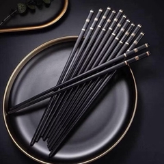Set 10 đôi đũa vân vàng kháng khuẩn, chịu nhiệt cap cấp [BH: None]