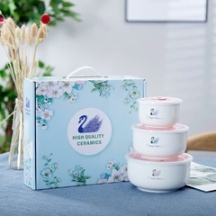 Hộp quà tặng 3 tô sứ nắp nhựa úp mì, đựng đồ ăn HIGH QUAILITY CERAMICS con công siêu sang