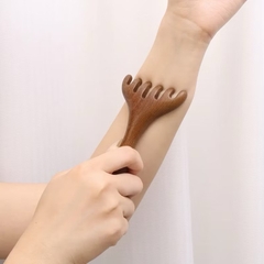 Lược gỗ đàn hương massage cầm tay toàn thân lưu thông khí huyết, đã thông tĩnh mạch