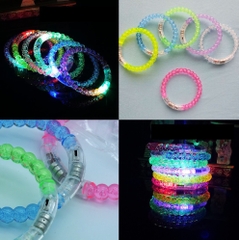 Vòng tay dạ quang đèn led phát sáng cho bé / pktn sale [bh: none]
