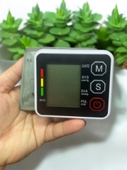 Máy ĐO CỔ TAY kiểm tra huyết áp, nhịp tim ELECTRONIC BLOOD PRESSURE MONITOR BK603 xài pin 3A máy nhỏ gọn tiện lợi  [BH: 1 THÁNG]