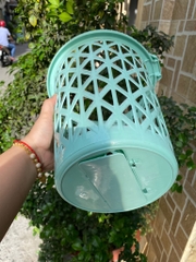 Giỏ nhựa đựng rác có khe tự động thay túi