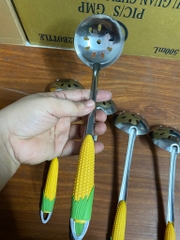 Vá vớt topping, vá ăn lẩu, ăn canh cán nhựa hoạ tiết trái bắp cute, có lỗ treo ráo nước / pktn sale