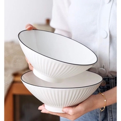 Tô loe 8 họa tiết vân nổi chống trượt size 19.5cm (tô trắng viền đen) siêu sang [BH: NONE]