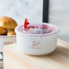 Hộp quà tặng 3 tô sứ nắp nhựa úp mì, đựng đồ ăn HIGH QUAILITY CERAMICS con công siêu sang