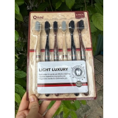 Set vỉ nhựa 6 bàn chải đánh răng Qnine