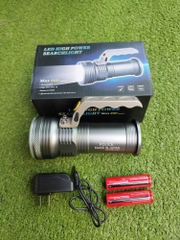 Đèn pin cầm tay XM-L T660 Max 8000 Lumens vỏ kim loại siêu sáng pin trâu [BH 1 tuần]