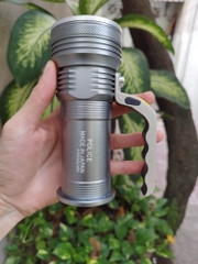 Đèn pin cầm tay XM-L T660 Max 8000 Lumens vỏ kim loại siêu sáng pin trâu [BH 1 tuần]