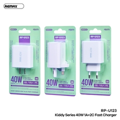 Cóc sạc nhanh 40w Remax RP-U123 US chân dẹp chính hãng {1 cổng USB QC3.0+ 2 cổng Type C 40w} [BH: 1 Năm]