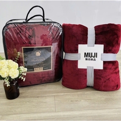 Chăn Mền lông tuyết Muji cao cấp size 2m x 2m2 àm từ lông thỏ và nỉ nhung tạo sợ nhỏ, mật độ sợ dày đặc tạo lên chiếc chăn cực kỳ mền mại, nhẹ nhàng, giữ nhiệt tốt- KHÔNG CÓ TÚI ĐỰNG [BH: NONE]
