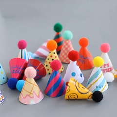 Hộp 15 mũ mini gắn bông (gắn sẵn) trang trí bánh.