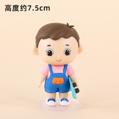 Em bé trai tóc NÂU cầm ván trượt (sứ).