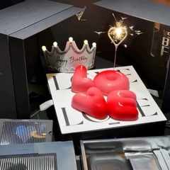 Khuôn silicon làm bánh mousse hình chữ LOVE.