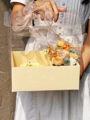 Set 10 hộp mica 2 ngăn có quai xách kèm đế (đk khay đựng bánh 16cm, đk khay hoa 8cm)-MÀU VÀNG.