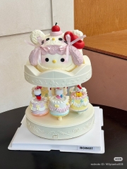 Bàn xoay cupcake trụ giữa có nhạc (2 tầng).