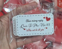 Set 60 thẻ giấy  trắng Chúc mừng ngày Quốc tết phụ nữ 8-3 - phụ nữ là để yêu thương (HÌNH CHỮ NHẬT).