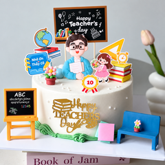 Tượng nhựa dẻo -thầy giáo áo xanh dương.