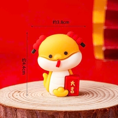 Tượng silicon 3D - Rắn vàng và LÌ XÌ  đỏ