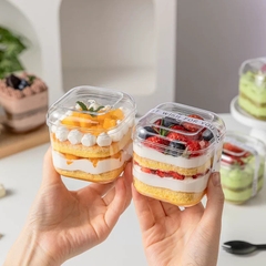 Set 50 cốc vuông (kt 7.5cm x 6.5 cm) (kèm nắp bầu) PS GD2013.