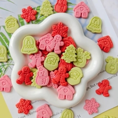 Bánh quy noel (gói 180gam)-mix mẫu tuần lộc+ông già noel+ người tuyết.