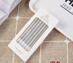 Vỉ 6 cây nến dài mạ bạc.