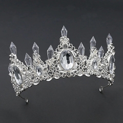 VM-Vương miện đại màu trắng đk16cm.