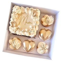 Set 10 hộp cupcake 5 LỖ (mẫu mới) kthuoc 26x26x12cm (NẮP GIẤY) (kèm đế ở khay to).