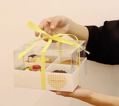 Set 10 hộp cupcake thấp đế giấy gấp 17x17x10cm - 4 ngăn.