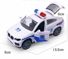 Xe ô tô cảnh sát-màu trắng dáng dài có thể mở cánh.