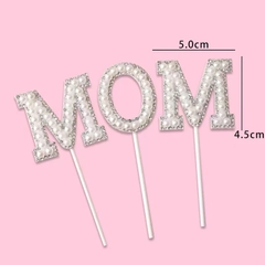 Set 5 Chữ MOM gắn hạt nhựa- TRẮNG size to.