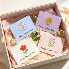 Set 20 thẻ/thiệp giấy 20.11- bông hoa (vàng-hồng-trắng-đỏ mix) kt 5x7cm.