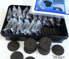 Bánh quy tròn oreo ĐEN (đóng hộp)-300gam.