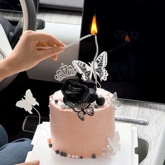 Cây cắm đính đá hình vương miện.