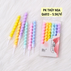 Vỉ 6 cây nến xoắn to sắc màu.