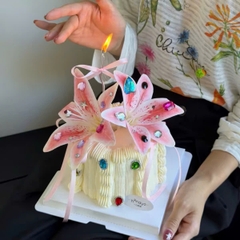 Hoa ly giả kt 14cm -màu hồng nhạt.