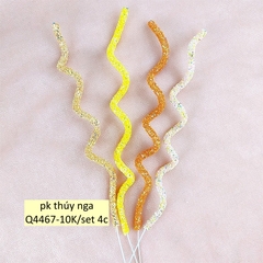 Set 4 cây cắm xoắn nhũ (vàng-trắng-cam).