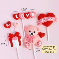 Gấu love hồng (nhựa dẻo) loại dày.